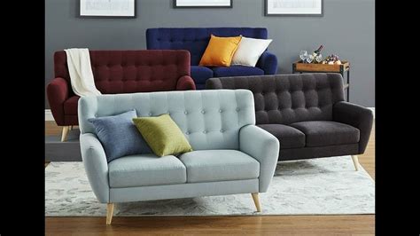 Mengutip dari hackrea, satu sofa untuk rumah minimalis yang tren tahun ini merupakan tipe berteknologi tinggi. Sofa Minimalis Tren 2020 - 1 - Sofa modern sekarang ini ...