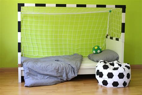 So wachsen sie mit deinem kind mit. DIY: Fussball-Bett für Kinder - Leonie Löwenherz