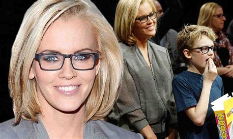 Jenny Mccarthy Enjoys Bonding Time With Her Son Evan At The Circus Jenny Mccarthy Square