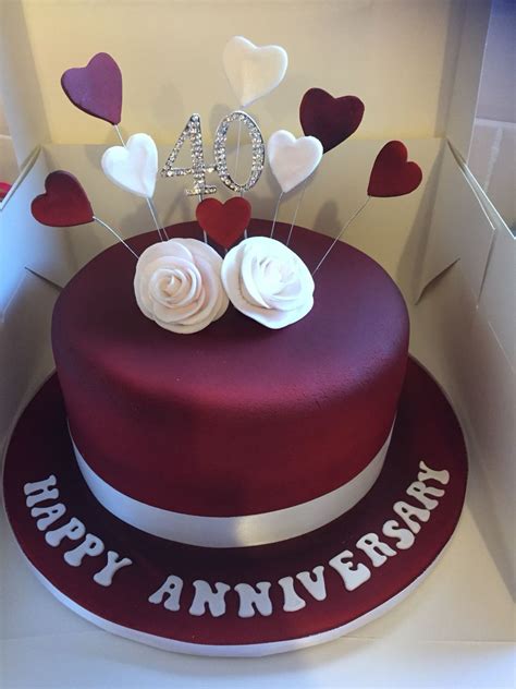 40th Anniversary Cake With White Flowers And Hearts