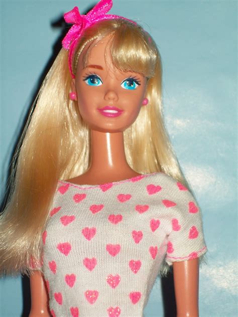 Toy City Pretty Hearts Barbie Doll