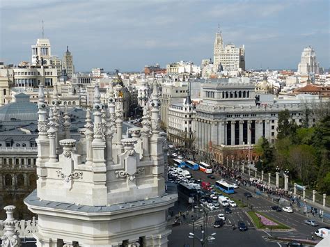 Encuentra viviendas, pisos, apartamentos, estudios, chalets, unifamiliares y otros inmuebles en granmanzana.es. Cómo encontrar piso de alquiler en Madrid: 10 consejos ...