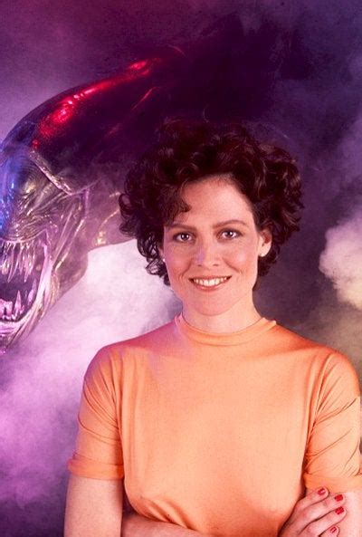 Sigourney Weaver In A Promotional Shot For Alien 1986 Roldschoolcool