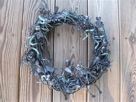 Snake Wreath Spider Wreath Halloween Wreath Black Grapevine Etsy