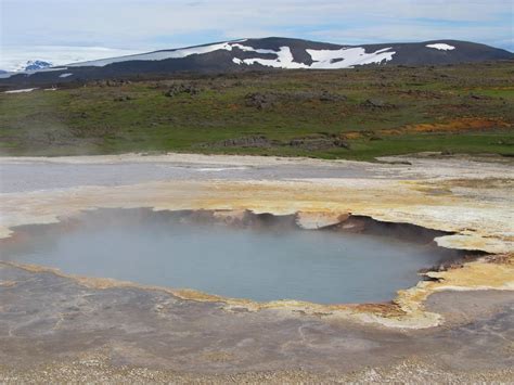 Home Oasis In The Highlands Of Iceland Hveravellir Nature Reserve