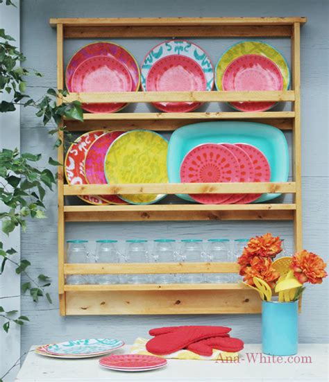 You need a good dish drying rack to store all of your kitchenware. Ana White | Outdoor Dish / Plate Rack - DIY Projects