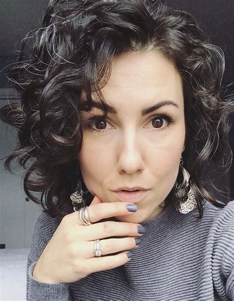 Texture tales: maryann on embracing her 2b wavy hair