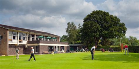Golf Clubhouses To Reopen In England