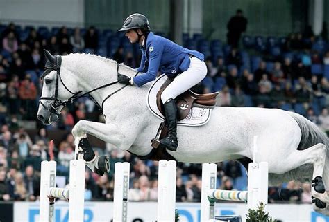 Retrouvez vos marques préférées ! Penelope Leprevost & Mylord Carthago | Horses, Equitation ...