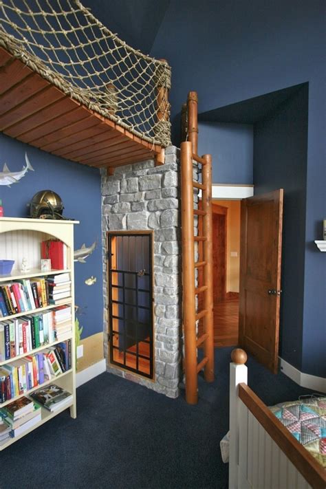 Organic mattresses are durable, virtually chemical free, sustainable, and offer customized firmness for each sleeper. 10 Wacky Bedrooms