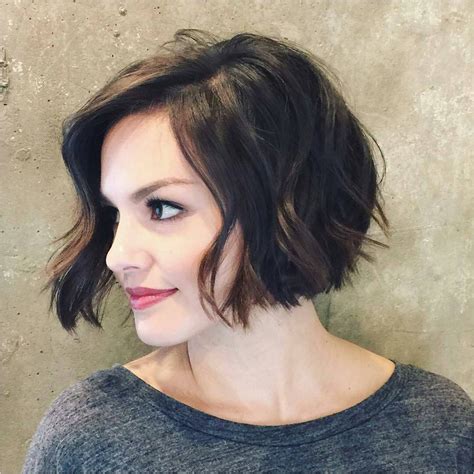 28 Wavy Bob Haircuts Ideas Thick Hair Styles Wavy Bob Haircuts Wavy