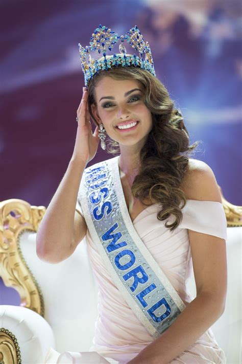 rolene strauss crowned miss world 2014 at the ceremony in london celebzz celebzz