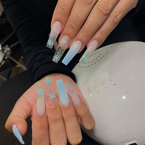 💎 𝐃𝐚𝐢𝐥𝐲 𝐧𝐚𝐢𝐥𝐬 💎 On Instagram “𝑷𝒓𝒆𝒕𝒕𝒚 𝒏𝒂𝒊𝒍𝒔 💅 💖 𝑾𝒉𝒐 𝒍𝒊𝒌𝒆 𝒕𝒉𝒊𝒔 𝒅𝒆𝒔𝒊𝒈𝒏 💗 ️𝑻𝒂𝒈 𝒚𝒐 Nails Daily