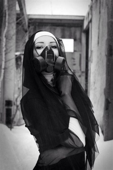 We ♡ It Boulxmie † Dark Beauty Beautiful Mask Gas Mask