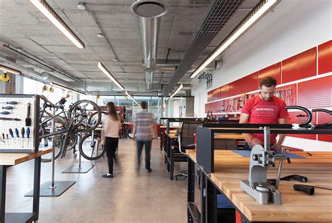 778 отметок «нравится», 10 комментариев — flowers for dreams (@flowersfordreams) в instagram: perkins + will winds bicycle track through SRAM's chicago HQ