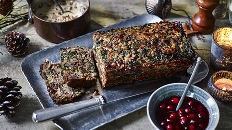 James Martin Date And Walnut Loaf The Best Cake Recipes Bbc Food