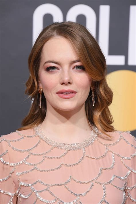 Emma Stone 2019 Golden Globe Awards Red Carpet • Celebmafia