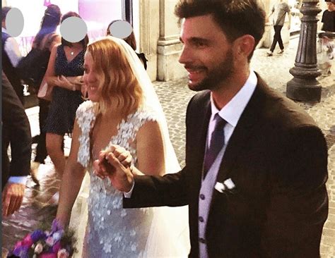 Cos'è, come funziona e quali sono i. Noemi gossip news, matrimonio in lacrime: cosa è successo ...