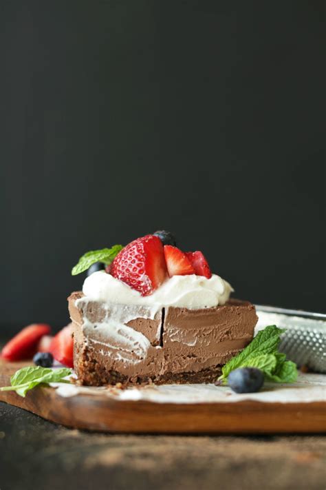 ■ purée de fraise pour la préparer : 1001 + recettes gourmandes pour la préparation d'un gâteau ...