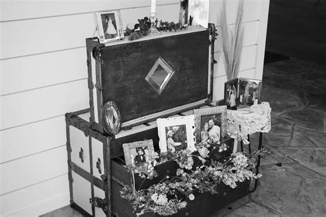 15 Beautiful Ways to Honor Your Passed Loved Ones On Your Wedding