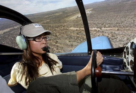 Filipino American Pilot Born Without Arms Does The Impossible Of Flying