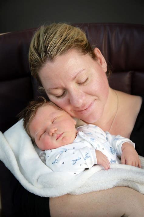 Essential Oils Helped Saskia During Her Hospital Birth Mama Natural