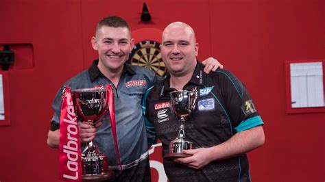 The champion will walk away with £100,000 on sunday night after. UK Open darts 2019: Draw, schedule, betting odds, results ...