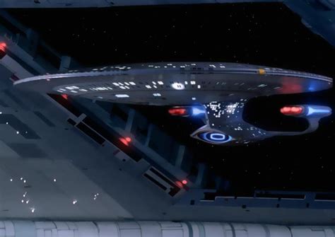 Enterprise D Returns To Space Dock Star Trek Ships Star Trek