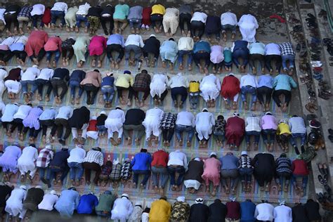 Salah das Gebet Politik für Kinder einfach erklärt HanisauLand de