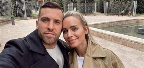 Jordi Alba Y Romarey Ventura Anuncian En Las Redes Sociales Su Nueva