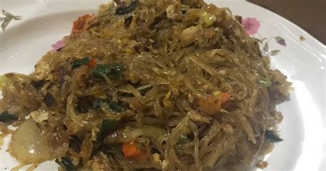 Untuk bahan campurannya bisa ditambahkan sesuai selera. 2.972 resep bihun goreng praktis dan simple enak dan sederhana - Cookpad