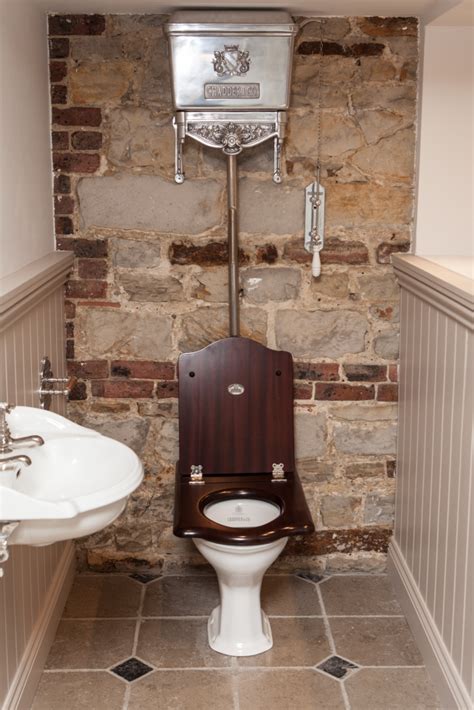 Vintage Luxury Traditional Interior Design Toilet Cistern Cloakrom