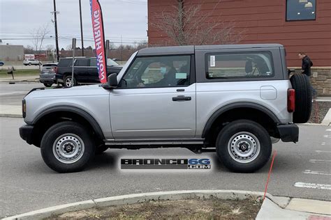 Base Bronco 2 Door Iconic Silver Spotted In Wixom Mi Bronco6g 2021