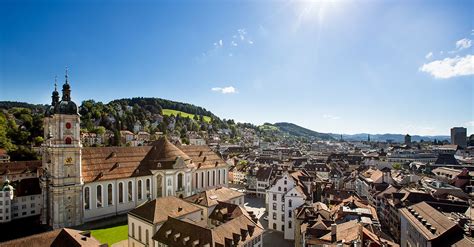 Mit der säntis schwebebahn innert 10 minuten auf den säntis fahren und einen blick auf 6 länder geniessen. bergfex - Webcam Kloster St. Gallen: Webcam St. Gallen - Cam