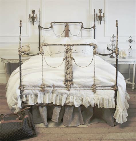 Must Have Shabby Chic Item The Wrought Bed Inspiration