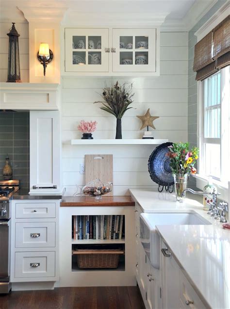 Painting kitchen cabinets can update your kitchen without the cost or challenge of a major remodel. Best Polyurethane for Kitchen Cabinets 2021 ...