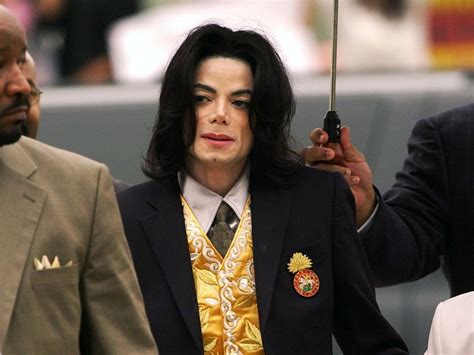 Michael Jacksons Estate Settles Lawsuit With Ex Manager Canoecom