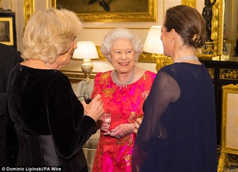 The Queen Celebrates The Aga Khans Diamond Jubilee Daily Mail Online