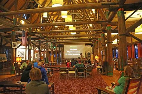 Paradise Inn Lodge At Mount Rainier National Park Park Ranger John