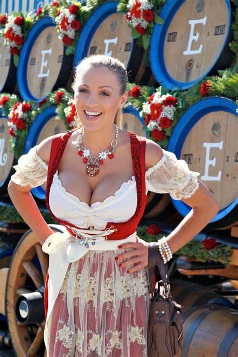 Sexy Dirndl Girls 100 Hot Oktoberfest Girls Cleavage And All Page 9