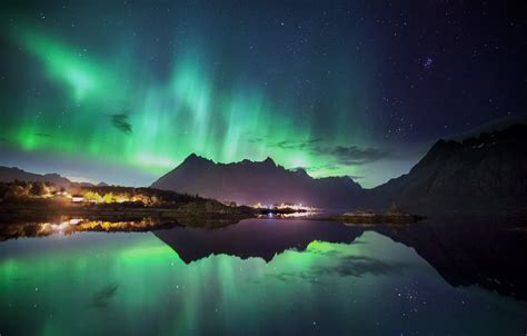 Wallpaper Light Mountains Night Reflection Northern Lights Town
