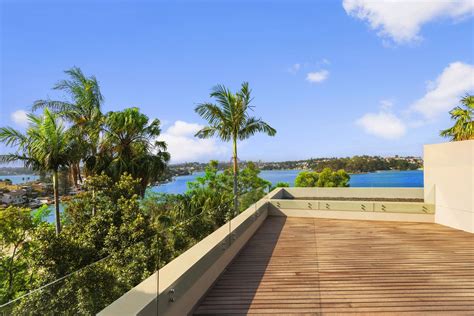 Friday's favourites - 4 waterside wonders | Stone Real Estate