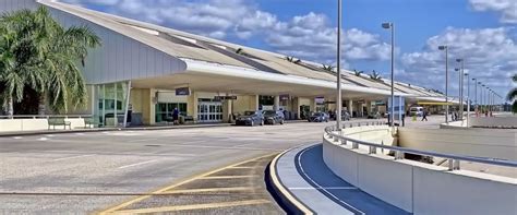 Breeze Airways Rsw Terminal Southwest Florida Airport
