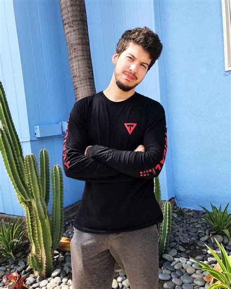 8 Facts About Andre Rebelo Youtuber Of Typical Gamer Channel