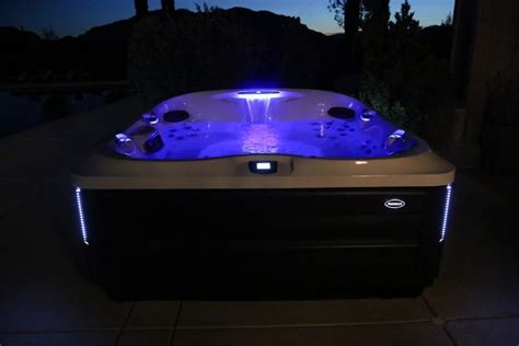 Plan The Perfect Hot Tub Date Night Wci Pools And Spas