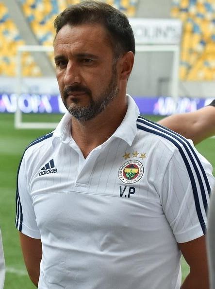 Check out his coach profile and ranking history. Vítor Pereira - Wikipedia