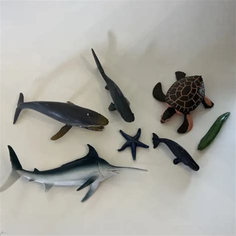 Lot Of 7 Plastic Ocean Animals Figures Sea Creatures Model Toys Whales