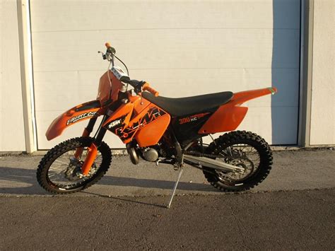 Diese 2007 ktm wird in österreich mit einem msrp von $ 6.698 hergestellt. 2007 KTM 300 XC | Ktm, Dirtbikes, Ktm motorcycles
