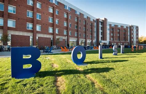 Boise State University Off Campus Housing College Pads