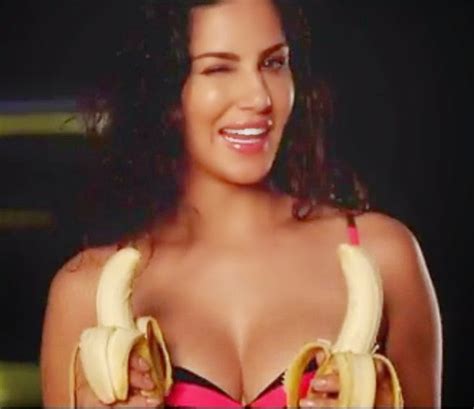 Sunny Dialogues As Laila In Mastizaade Leone Video Download Social